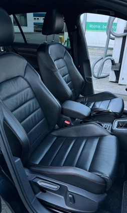 Volkswagen Golf cena 82000 przebieg: 54000, rok produkcji 2019 z Tychy małe 154